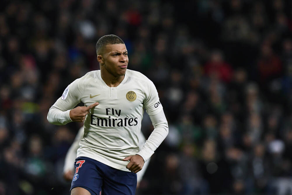 年终特稿|全球媒体2025中国热词扫描